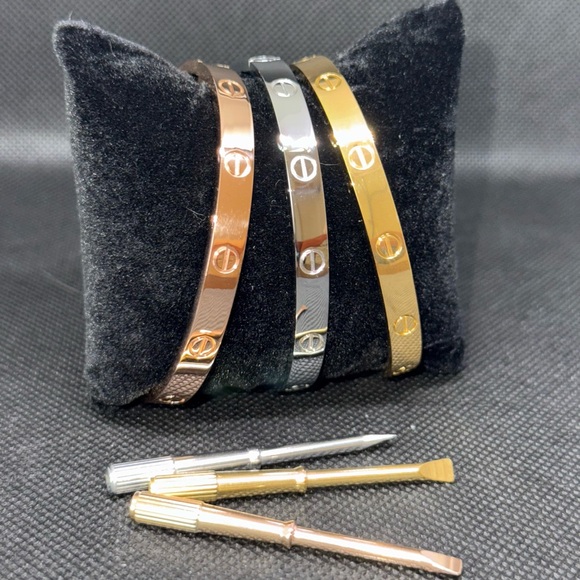 Bangle Bracelet💎 - Picture 2 of 6